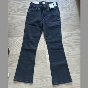 NWT US 26 - GAP Baby Boot Mid rise jean